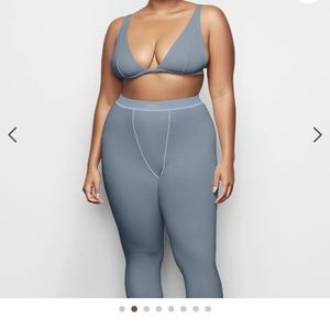 Skims ribbed leggings